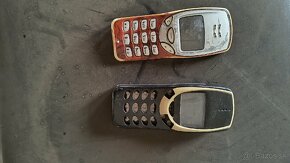 Predám 2ks Nokia 3210 - 3