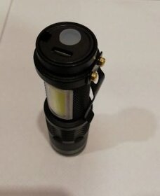 Predám Mini LED CREE zoom baterku - 3
