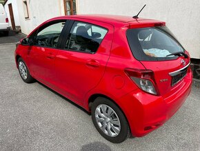 TOYOTA YARIS 3 1,3 VVT-i BENZÍN 100PS 1 MAJITELKA - 3