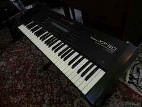 Roland XP-50 workstation - 3