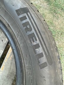 Pirelli 215/65 R17 4x=120€ - 3