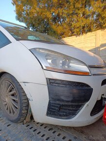 Rozpredám Citroen C4 Pıcasso 1.6Hdi 80kw 9HZ - 3