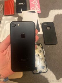 Predám Iphone 7 32gb Black - 3