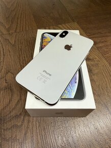 iPhone Xs 64GB Silver - 3