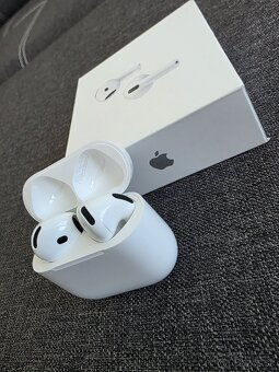 Predam Airpods 4 s aktivnym potlacenim hluku - 3