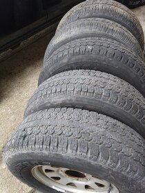 Pneu 235/80r16 - 3