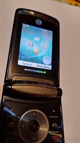 Motorola V8 - 3