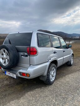 Predám Nissan Terrano 2 - 3