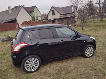 SUZUKI SWIFT 1.2 BENZÍN 4X4 NAJ 136000 KM - 3