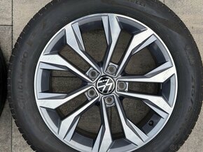 17 kolesa Volkswagen Passat 5x112 215/55 - 3