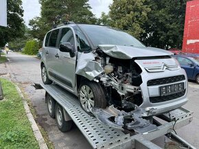 Rozpredam citroen c3 picasso 1,,6 hdi streborny - 3