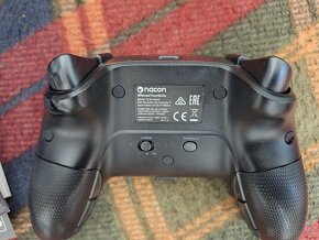 Nacon Revolution Pro Controller 3 - 3