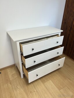 IKEA HEMNES biela komoda s 3 zásuvkami 108x96 cm - 3