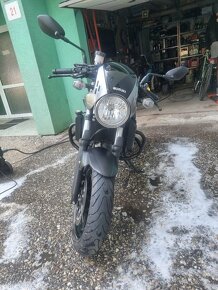 Suzuki SV650X - 3