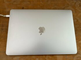 Macbook PRO 13, 16GB, 500GB, I7 čtyřjádro - 3