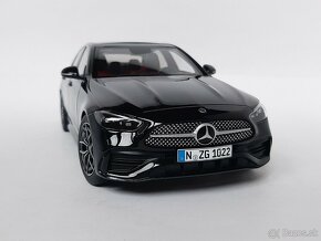 1:18 - Mercedes C-Klasse (2022) - NZG - 1:18 - 3