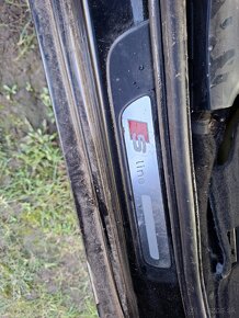 Audi a4 b8 interier čierny strop chrómy - 3