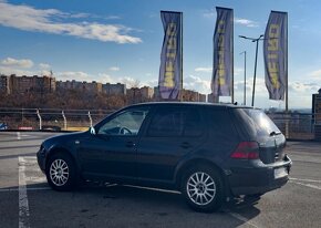 Volkswagen Golf 4 1.4 16V 55kw - Možné splátky - 3