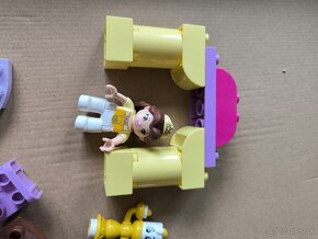 Lego Duplo Bella - 3