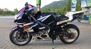 Suzuki gsxr 1000 K4 - 3