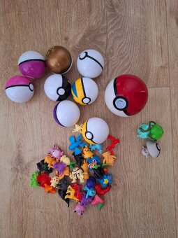 Pokemon ball - 3