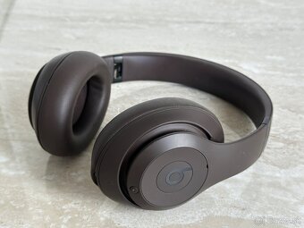 Beats by Dr. Dre Studio Pro Wireless, brown - 3