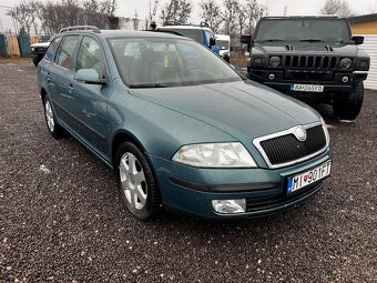 Škoda Octavia 1.6 fsi Combi - 3