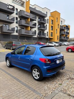 Predám Peugeot 206+ 1.4 Benzín - 3