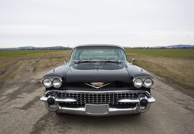 Cadillac Special (1958) –limuzína a svadobné auto, fotenie - 3