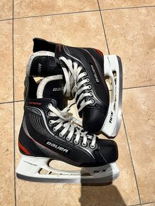 BAUER SUPREME VEĽKOSŤ 40,5 - 3