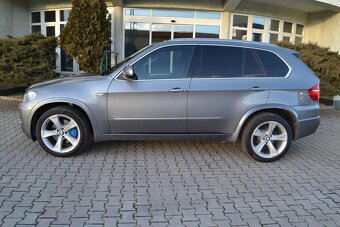 BMW X5 3.5 SD xDRIVE M PAKET, PANORÁMA, R20, ŤAŽNÉ, FÓLIE - 3