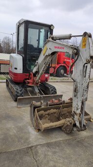 Bager Takeuchi TB23 + vrták + kladivo + 4 lyžice. - 3