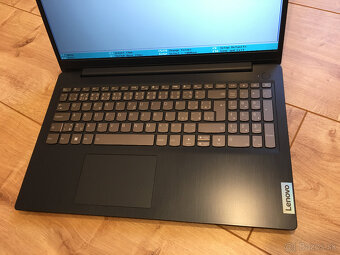 Lenovo Ideapad 3 - 3