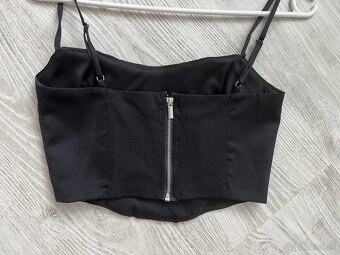 Crop top čierny Bershka XS - 3