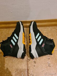 Pánske trekové topánky Adidas - 3