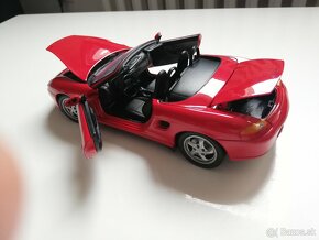 1:18 Porsche Boxter UT Models - 3