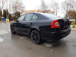 Škoda Octavia 2.0 FSI Edition 100 - 3