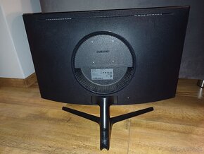 27" Samsung Odyssey C27RG50 - 3