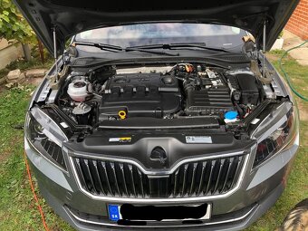 Škoda Superb 2.0TDI 4x4 Combi 190k/140kw Full - 3