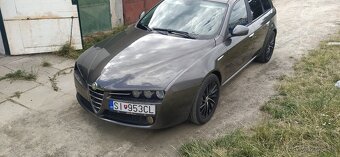 Alfa Romeo 159jtdm - 3