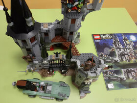 LEGO 9468, 9463 - séria Castle - Vampírsky hrad + Vlkolak - 3