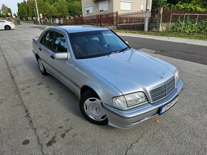 Mercedes - Benz C 200 - 3