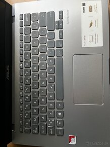 Netebook Asus - 3