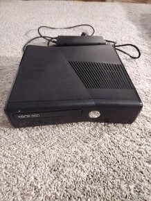 Xbox 360 + hry - 3