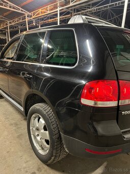 Predám náhradné diely na Volkswagen Touareg 3.0tdi - 3