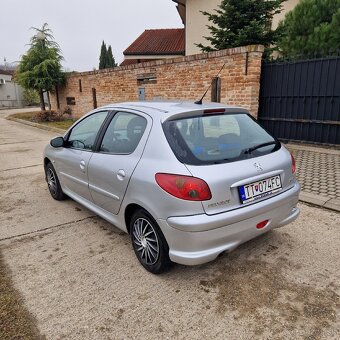 Peugeot 206 1.4i r.2006 - 3