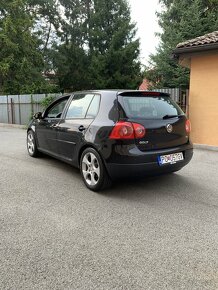 Volkswagen Golf 5 - 3