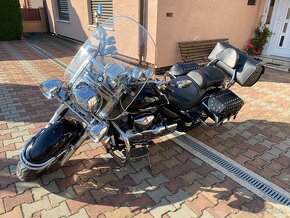 Suzuki Intruder VLR  1800 Boulevard - 3