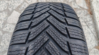 Zimné pneu 195/55 R16 --- MICHELIN - 3