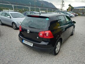 Volkswagen Golf 1.6i 75kw M5 - 3